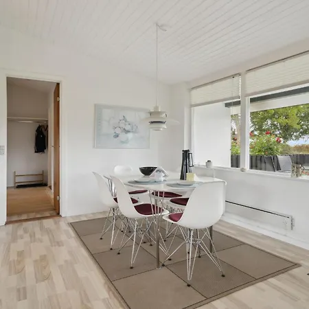 3 Bedroom Stunning In Rudkobing Holiday home *