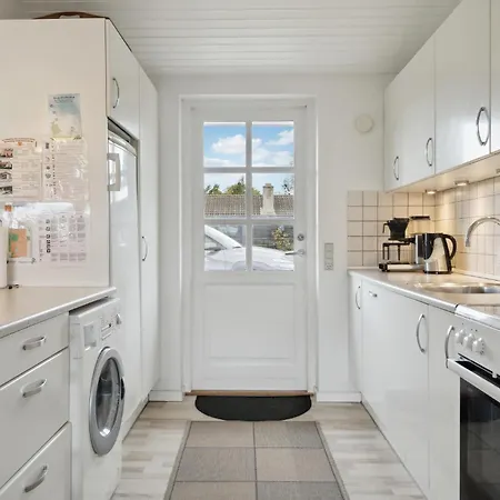 3 Bedroom Stunning In Rudkobing * Spodsbjerg