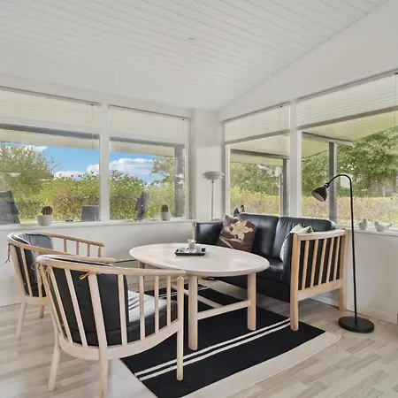 3 Bedroom Stunning In Rudkobing Holiday home